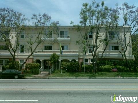 Slide of Patrick Cecil Roofing