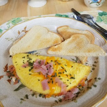 Red Barn Village Bed & Breakfast - Simple and tasty - Bed & Breakfast Near Me - Clarks Summit, Pennsylvania
