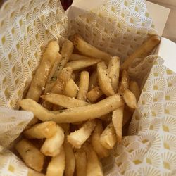 Fevy's Chicken - Truffle fries