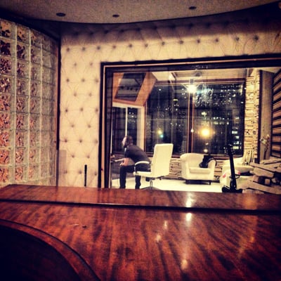 Lounge Studios by null