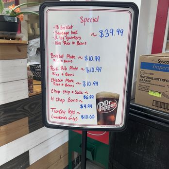 Zeke's BBQ SmokeHouse - Special's that day - Barbeque Near Me - San Antonio, Texas