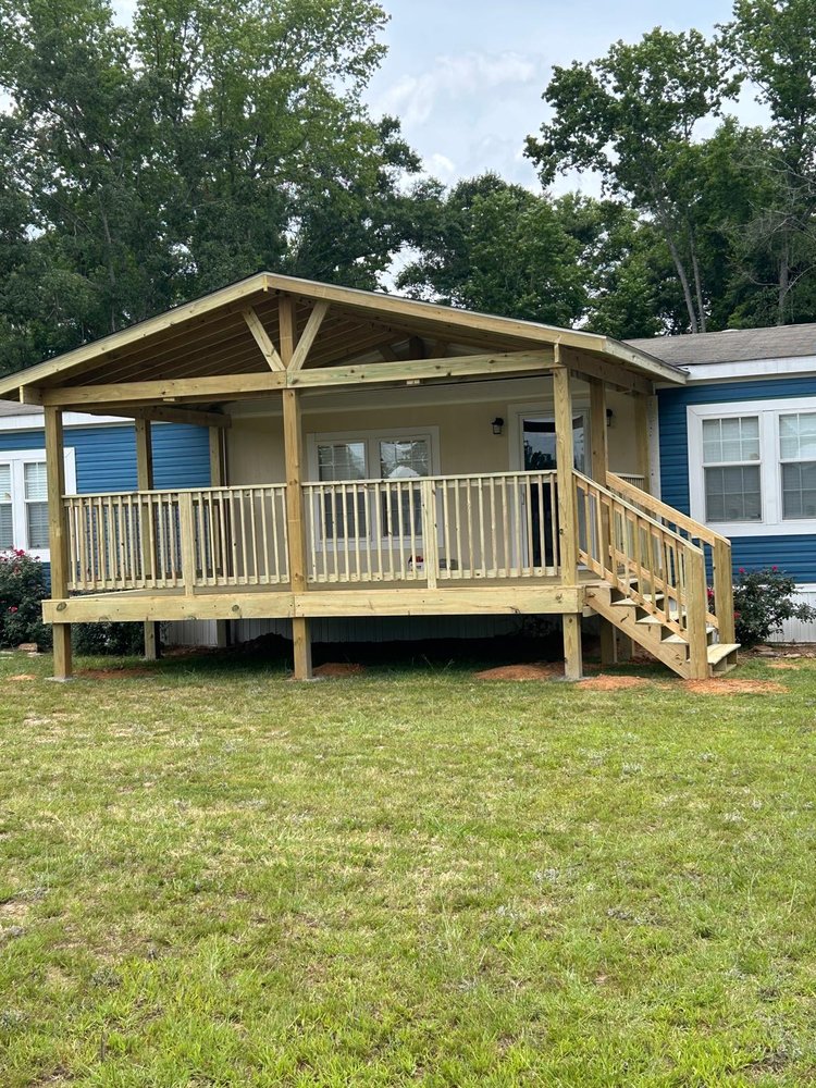 Slide of Dos Amigos Roofing