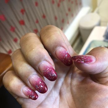 Nails La Vie - Nail Salons Near Me - Honolulu, Hawaii