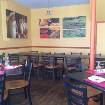 Bee's Thai Cuisine - Thai Near Me - Providence, Rhode Island