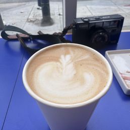 Oatmilk latte was delicious Oatmilk latte was delicious