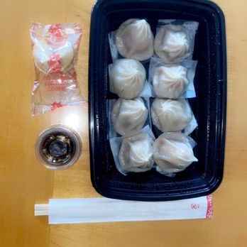 Katy's Dumplings - Soup Dumplings (8 pcs) - Chinese Near Me - Westmont, Illinois Katy's Dumplings - Soup Dumplings (8 pcs) - Chinese Near Me - Westmont, Illinois