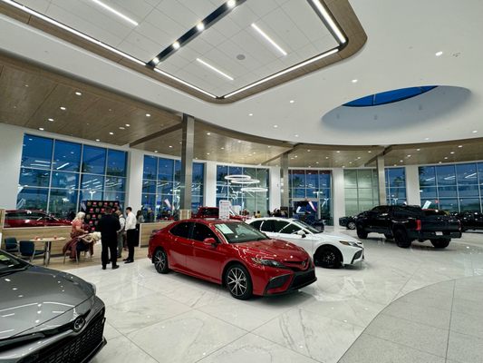 Centennial Toyota by null