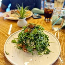 Zaragoza Grove - Avocado toast