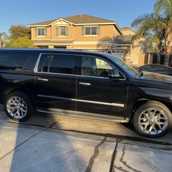 WDR Limo Services - Cadillac Escalade