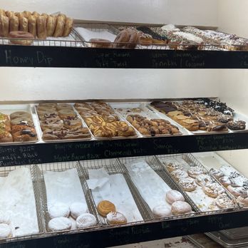 Moe's Doughs Donut Shop - Donuts Near Me - Brooklyn, New York