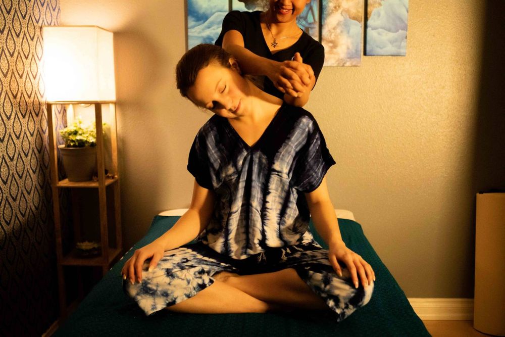 Silk Thai Therapy Logo