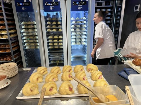 Lune Croissanterie Melbourne CBD by null