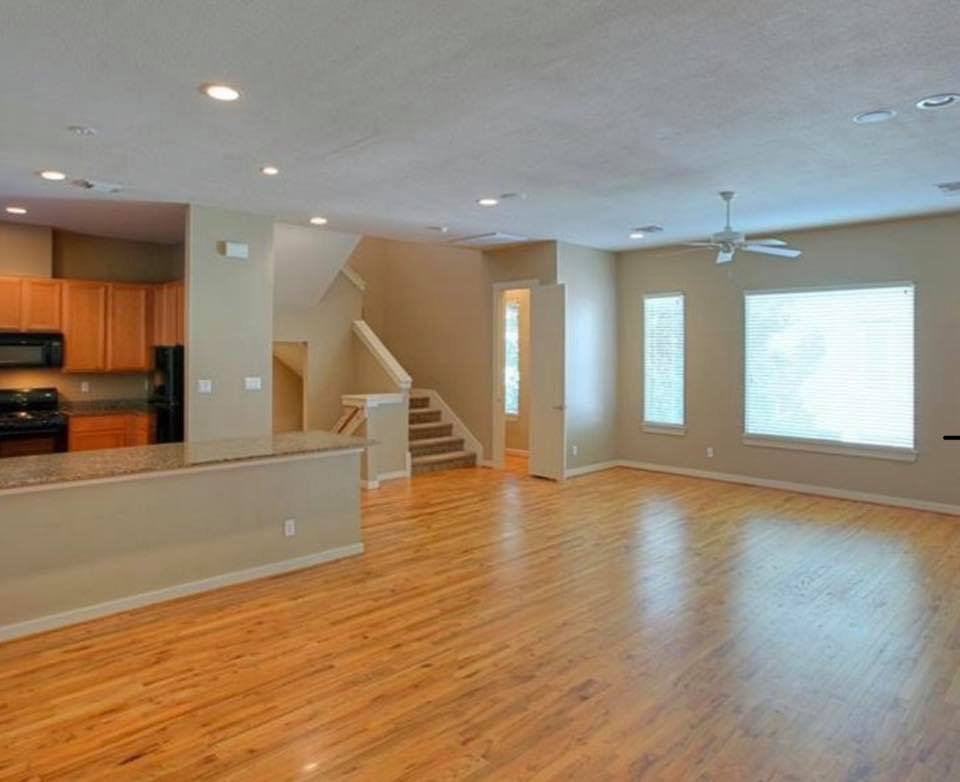 Slide of Bailey Roofing & Construction