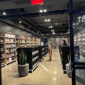 Perrault - Entering - Beer, Wine & Spirits Near Me - Dallas, Texas