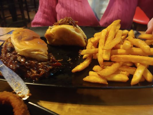 Nasty's Sports Bar & Restaurant by null