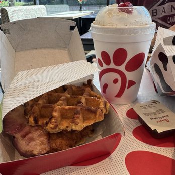 Chick-fil-A - Fast Food Near Me - Chicago, Illinois Chick-fil-A - Fast Food Near Me - Chicago, Illinois