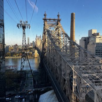 Roosevelt Island Tramway - Public Transportation Near Me - New York, New York Roosevelt Island Tramway - Public Transportation Near Me - New York, New York