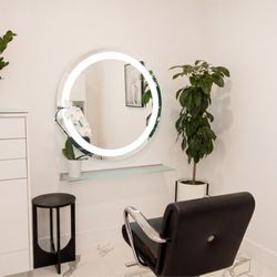 Private rooms for discrete consultations and appointments. Available by request! Leave a note when you book