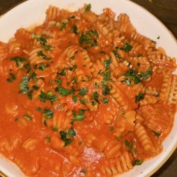 Oleum - Radiatore alla Vodka Classico - Vegan Near Me - Baltimore, Maryland