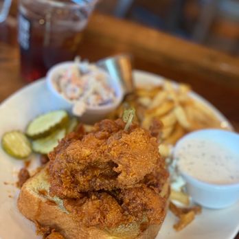 Four Day Ray Brewing - Chicken Nashville Hot-Hot Tenders - Breweries Near Me - Fishers, Indiana Four Day Ray Brewing - Chicken Nashville Hot-Hot Tenders - Breweries Near Me - Fishers, Indiana