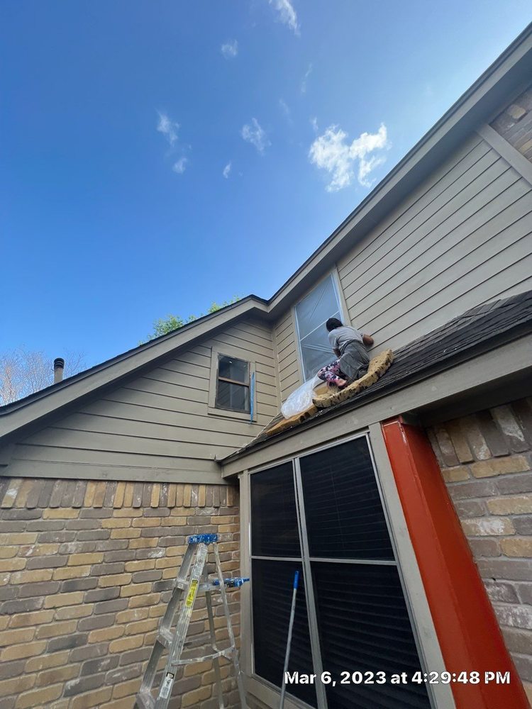 Slide of CM Roofing Pros