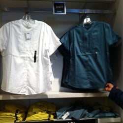 Banana Republic Factory Store