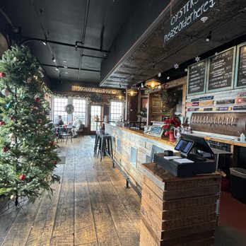 Drayton Harbor Oyster Company - Live/Raw Food Near Me - Blaine, Washington
