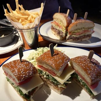 Los Altos Grill - Dings crispy sandwich Hamburger - New American Near Me - Los Altos, California Los Altos Grill - Dings crispy sandwich Hamburger - New American Near Me - Los Altos, California