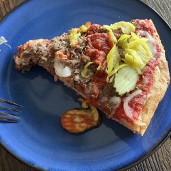 Palace Pizza & Sports Bar - Breathtaking