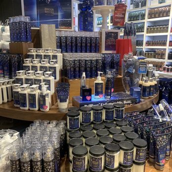 Bath & Body Works - Cosmetics & Beauty Supply Near Me - Arcadia, California Bath & Body Works - Cosmetics & Beauty Supply Near Me - Arcadia, California