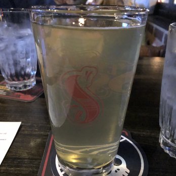Grandview Cafe - Mad Moon Cidery's Over the Moon - American Near Me - Columbus, Ohio