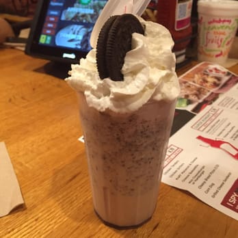Applebee's Grill + Bar - Kid shake - American Near Me - Bloomington, Indiana Applebee's Grill + Bar - Kid shake - American Near Me - Bloomington, Indiana