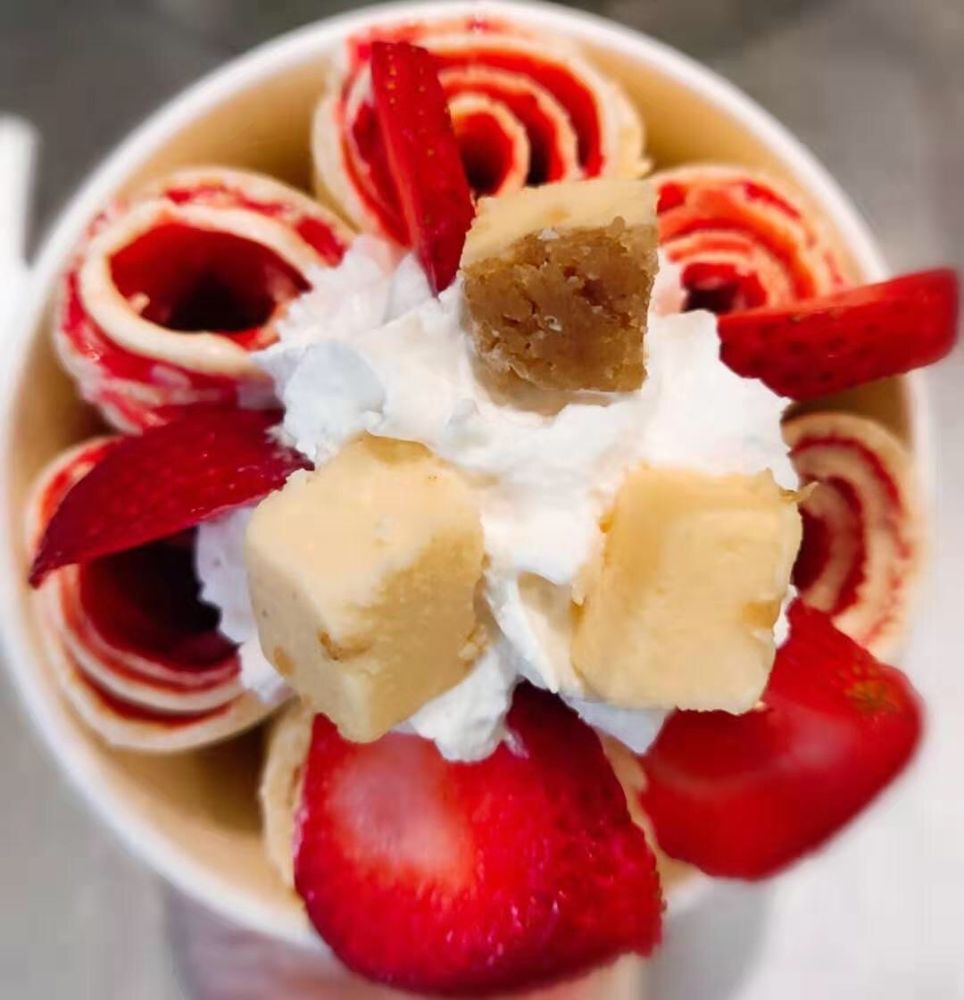 FREEZING THAI ROLLED ICE CREAM Updated May 2024 72 Photos & 26