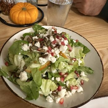 Pizzalina - Autum salad - Pizza Near Me - Walnut Creek, California Pizzalina - Autum salad - Pizza Near Me - Walnut Creek, California