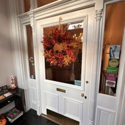 Sugar House Day Spa & Salon - Foyer entrance to Sugar House Day Spa and Salon