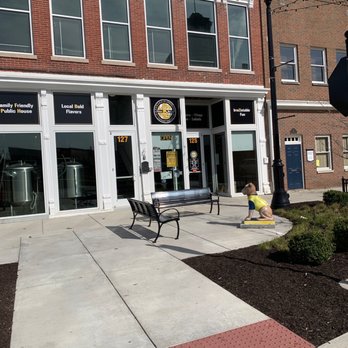 Klooz Brewz - On the square in Lebanon. - Breweries Near Me - Lebanon, Indiana