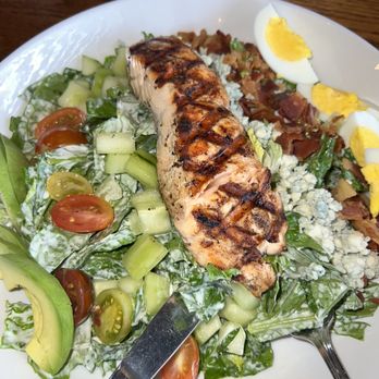 Leesburg Public House - Salmon Cobb salad - New American Near Me - Leesburg, Virginia Leesburg Public House - Salmon Cobb salad - New American Near Me - Leesburg, Virginia