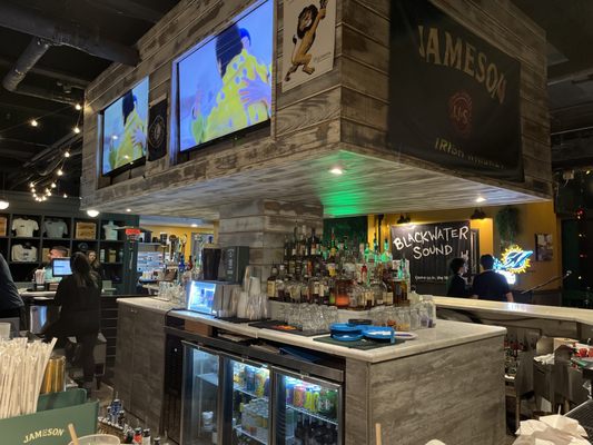 Con Murphy's Ocean Bar & Grill by null