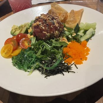Yard House - Poke Salad - New American Near Me - Riverside, California