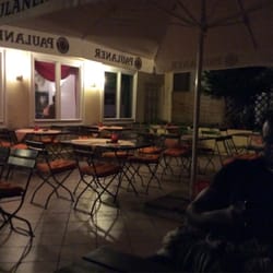 Manzil - Idyllischer Biergarten kurz vor Feierabend