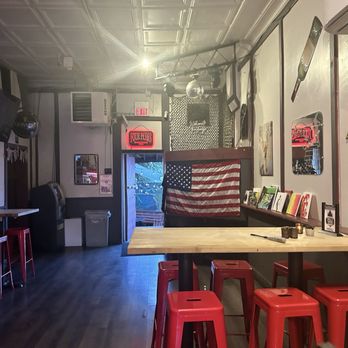 Prescott Public House - Inside seating - Pubs Near Me - Prescott, Arizona