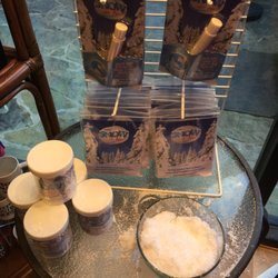 Oasis Gift Shop - Oh wow. Feel cold and just like snow. Awesome