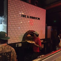 Pizza oven