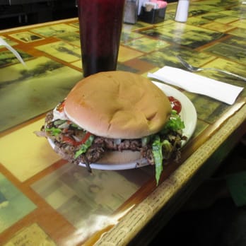 Sid's Diner - King burger with cheese, lettuce and tomato - Diners Near Me - El Reno, Oklahoma Sid's Diner - King burger with cheese, lettuce and tomato - Diners Near Me - El Reno, Oklahoma