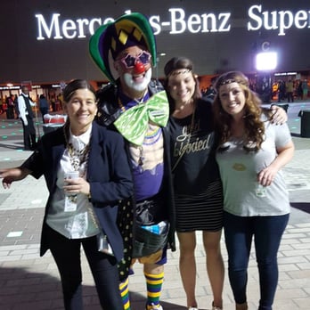 Caesars Superdome - Kenny the Clown outside the Superdome. - Stadiums & Arenas Near Me - New Orleans, Louisiana Caesars Superdome - Kenny the Clown outside the Superdome. - Stadiums & Arenas Near Me - New Orleans, Louisiana