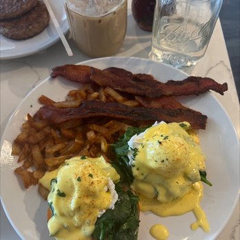 Toast on First - Florentine eggs benedict with hashbrowns and bacon on the side. - Coffee & Tea Near Me - Whittier, California Toast on First - Florentine eggs benedict with hashbrowns and bacon on the side. - Coffee & Tea Near Me - Whittier, California