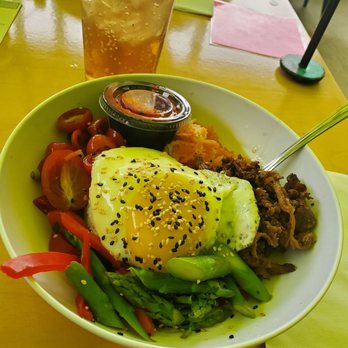 Homes Brewery - Bibimap bulgogi bowl & ginger ale - Breweries Near Me - Ann Arbor, Michigan