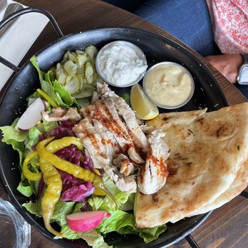 Bill's - Chicken Shwarma - Breakfast & Brunch Near Me - London, XGL Bill's - Chicken Shwarma - Breakfast & Brunch Near Me - London, XGL