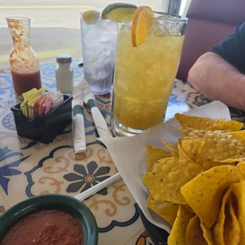 O Chulos Grill & Bar - Mexican Near Me - Alcoa, Tennessee