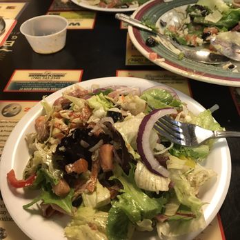 Billy Q's - Pizza Near Me - Palm Desert, California